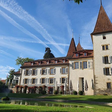 Schloss Muenchenwiler ムルテン エクステリア 写真