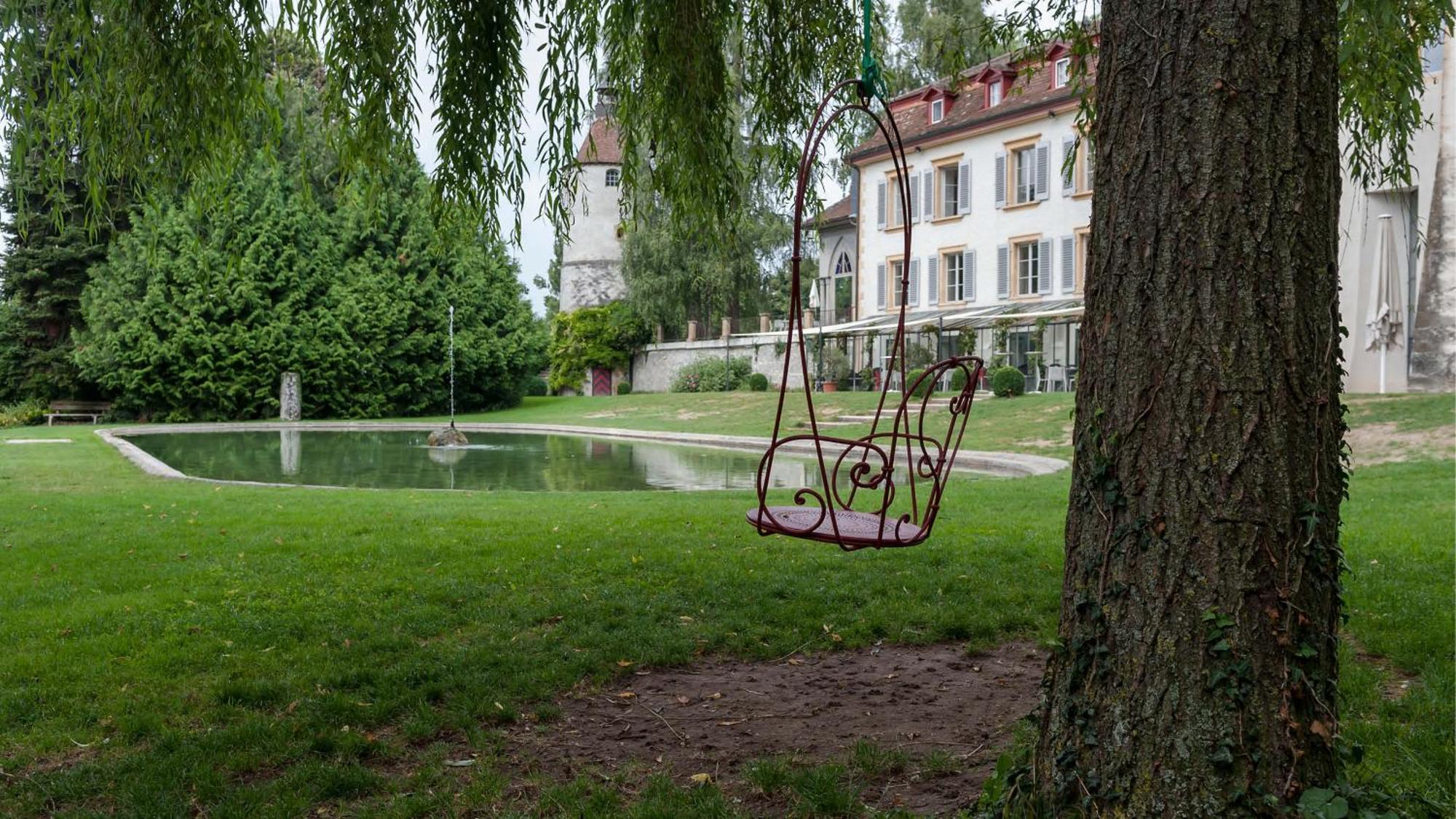 Schloss Muenchenwiler ムルテン エクステリア 写真